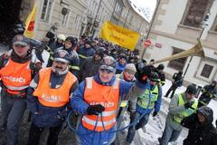 Stávka hasičů před Sněmovnou