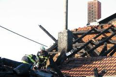 Požár domu a stodoly v Deblíně