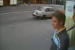 Dvojice mladíků podezřelá ze znásilnění cizinky v Praze 5