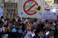 Demonstrace zdravotně postižených v Praze