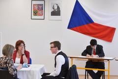 Maturita / Státní maturity / Klasické gymnázium, Rokosova ulice, Praha / ČTK / 16. 5. 2013.