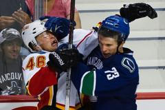 Příprava NHL: Calgary - Vancouver (Bancks a Roussel)