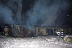 Požár výrobní haly v obci Zašová na Vsetínsku.