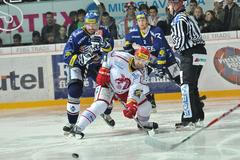 Finále: Třinec - Vítkovice (Radek Bonk, Juraj Húževka, Marek Malík)