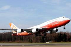 Boeing 747-8