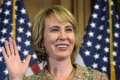 Gabrielle Giffordsová - archivní snímek