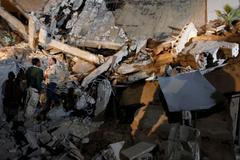 Kaddáfího budova po útoku spojenců