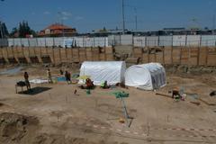 Výzkum pohřebiště na stavbě tunelu Blanka