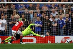 Chelsea - Manchester United (Rooney a Čech)