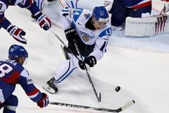 Finsko - Slovensko: Pavol Demitra, Mikael Granlund (souboj)