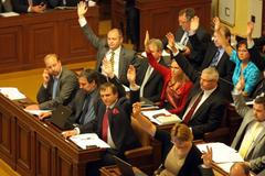 Ve sněmovně po prázdninách