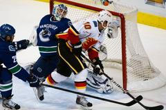 Příprava NHL: Calgary - Vancouver (Hagman a Schneider)