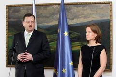 Místopředsedkyně vlády Karolina Peake