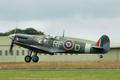 Spitfire AB910, letoun historické letky britského Královského letectva