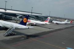 Zmatky na Ruzyni, sopka z Islandu zastavila dopravu