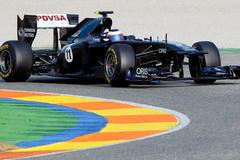 Testy F1 ve Valencii: Barrichello