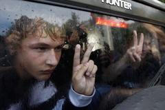 Nejlepší snímky 2011/demonstrace apod.