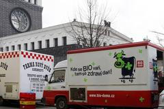 Farmářské trhy na náměstí Jiřího z Poděbrad