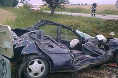 Sážka auta s vlakem u Rudné