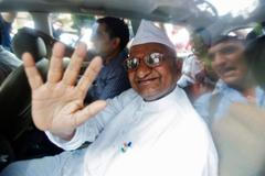 Indie - bojovník proti korupci Anna Hazare