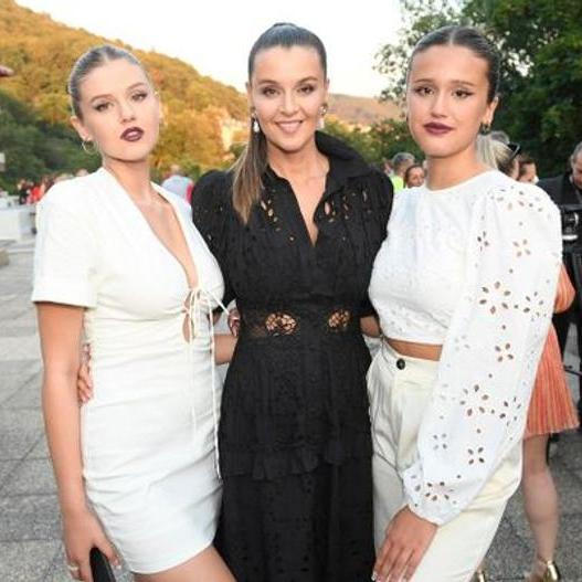 Natálie Jirásková, Iva Kubelková, Karolína Jirásková