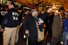 Okupanti Wall Street jsou zpět parku a přemýšlí, co dál