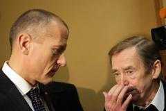 Nesouhlas s modrooranžovou pražskou vládou