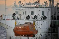 Korejské námořnictvo osvobodilo loď