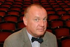 Ředitel Daniel Dvořák v hledišti Národního divadla