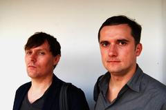 Julian Oliver a Danja Vasiliev - Newstweek