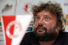 Necidovi dluží Slavia skoro milion. Pastoorovi víc. A další?