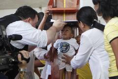 Junrey Balawing - nejmenší muž světa