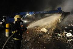 Požár skládky v Libni