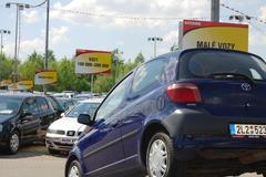 Příprava aut na prodej v autobazaru Auto ESA