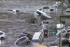 Japonsko zasáhlo zemětřesení a obří vlna tsunami