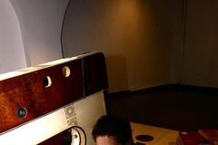 Milan Cais / Pod kůží