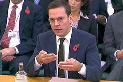 James Murdoch v britském parlamentu