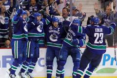 Finále NHL: Vancouver - Boston