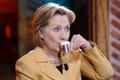 Hillary Clintonová pije tureckou kávu