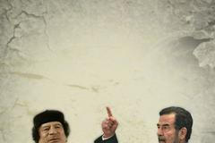 LIbye Irák Kaddáfí Saddám