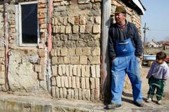 Pravicoví radikálové patrolují v Maďarsku v romském městě