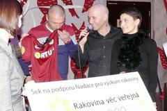 řepkovo triko pro dražbu