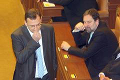 Sněmovna se poprvé schází