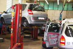 Příprava aut na prodej v autobazaru Auto ESA