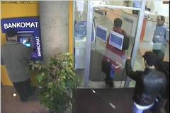 Kamerové záběry - podvodník z Prahy