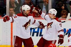 Češi v playoff NHL: Lang a Vrbata