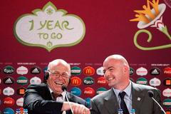 Rok do Eura 2012: Polsko si gratuluje s Infantinem