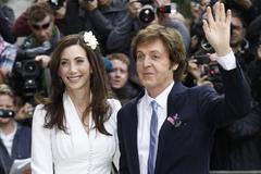 Svatba člena Beatles. Paul McCartney se oženil