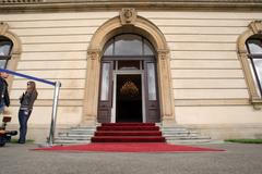 Vláda se sešla po dovolené