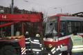 Tramvaj přejela chlapci nohu, nejspíš o ni přijde